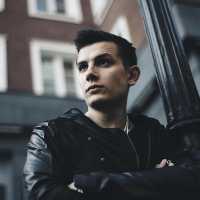 NЮ - скачать песни